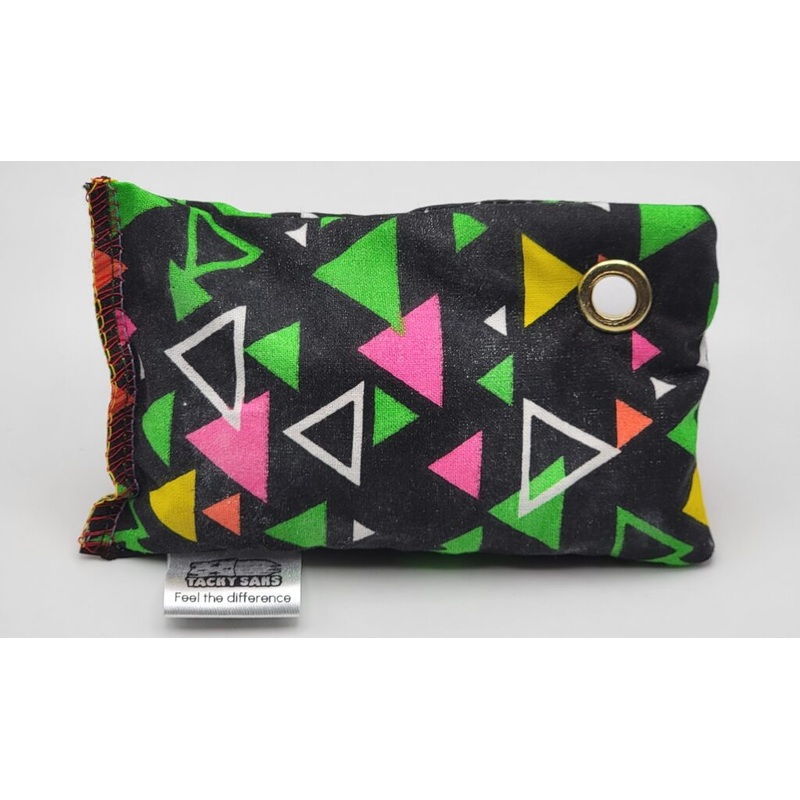 Tacky Saks – 90’s Retro