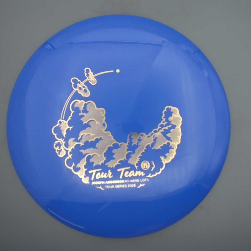 Kastaplast K1 Hard Lots with Joseph Anderson Tour Team Clouds – Tour Series 2025 Stamp – 174.4g – Blue