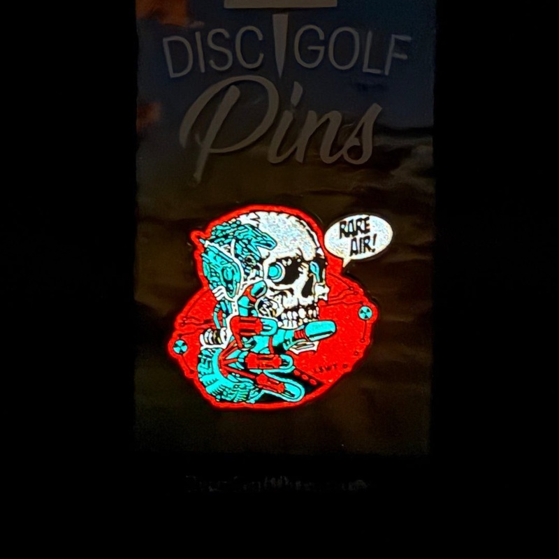 STRATUS [FEAR] RAD Glow Pin – 3 Color Glow!