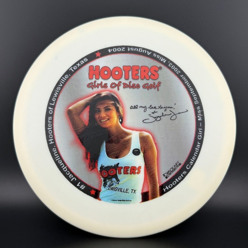 ESP Buzzz (First Run) *Scan’s Stash* – Hooters Girls Of DG – #30/50 2006